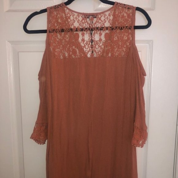 Peach/Coral Dress - Picture 2 of 3